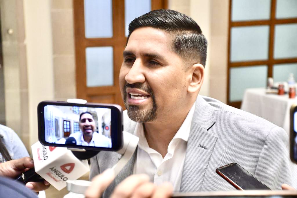 ROCHA 12a9-4e44-a8dd-8073651202f0