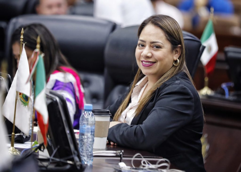 COMUNICADO DIPUTADOS