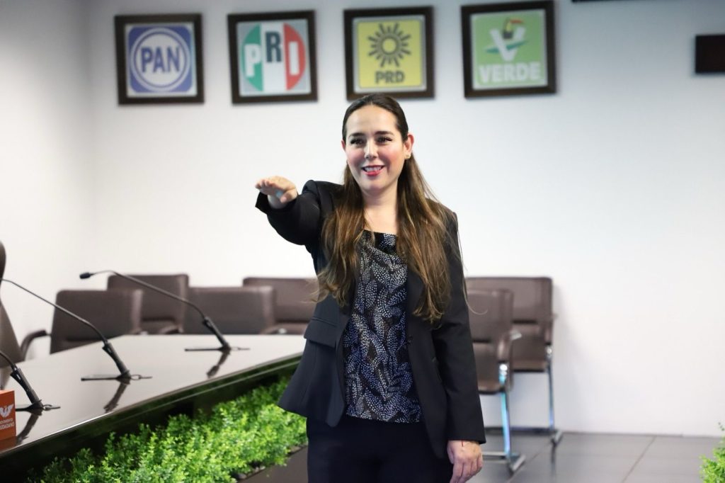 Designa Consejo General del IEPC a la Lic. Paola Aguilar Álvarez Almodóvar como Secretaria Ejecutiva (1)