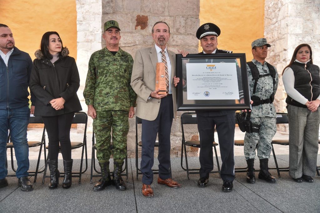 Distinguen al Gobierno de Esteban por la certificación de sus áreas de seguridad; recibe premio TRI-ARC (2)