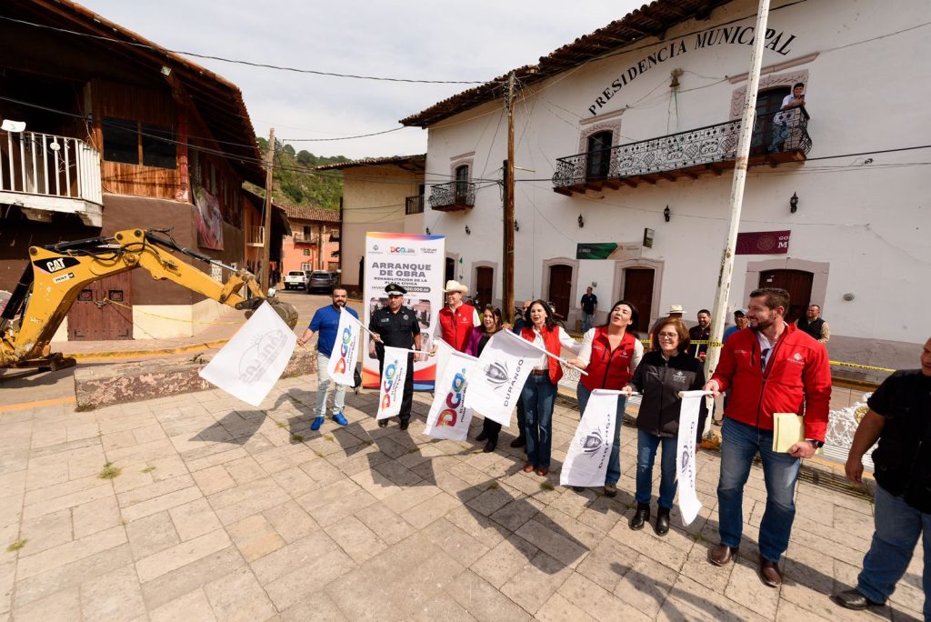 En equipo con alcaldes, Esteban reconstruye Durango; en Canelas entregó puente que había dejado inconcluso el gobierno anterior4