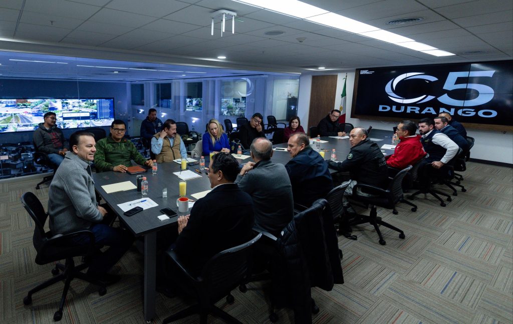 Va Esteban por un “Durango seguro”; arranca estrategia de prevención de delitos y fraudes en temporada navideña 1