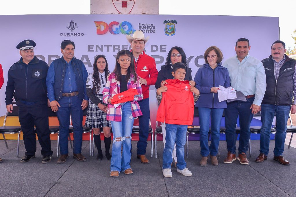 “San Luis del Cordero tiene gobernador amigo”; Esteban les lleva acciones hidráulicas, educativas, piso firme, bordos de abrevadero y equipo policial 4