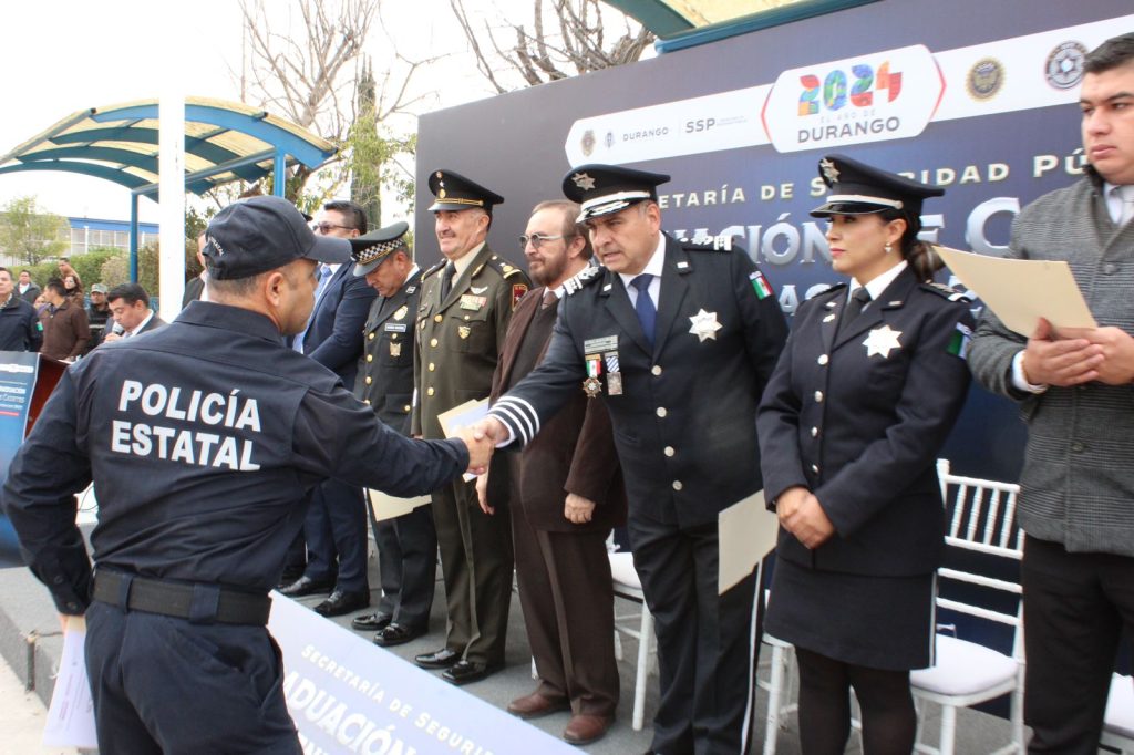 Gobierno de Esteban sigue cumpliendo con el fortalecimiento a la seguridad; egresan 176 nuevos policías (2)
