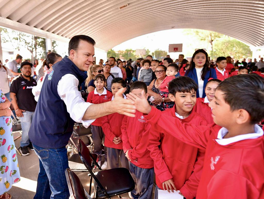 Regresan más de 450 mil alumnos a clases este 2024, el año de Durango; Gobierno de Esteban va por primeros lugares en educación en el país3
