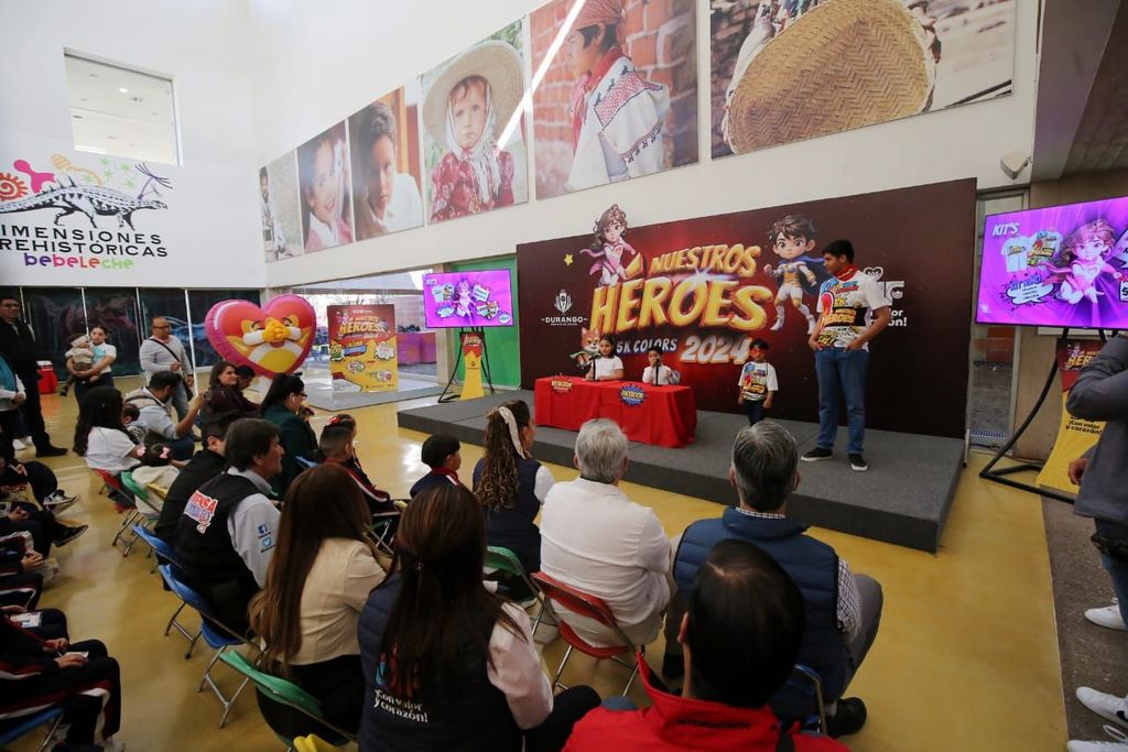 Pequeñitos presentan programa “Nuestros Héroes 2024”4