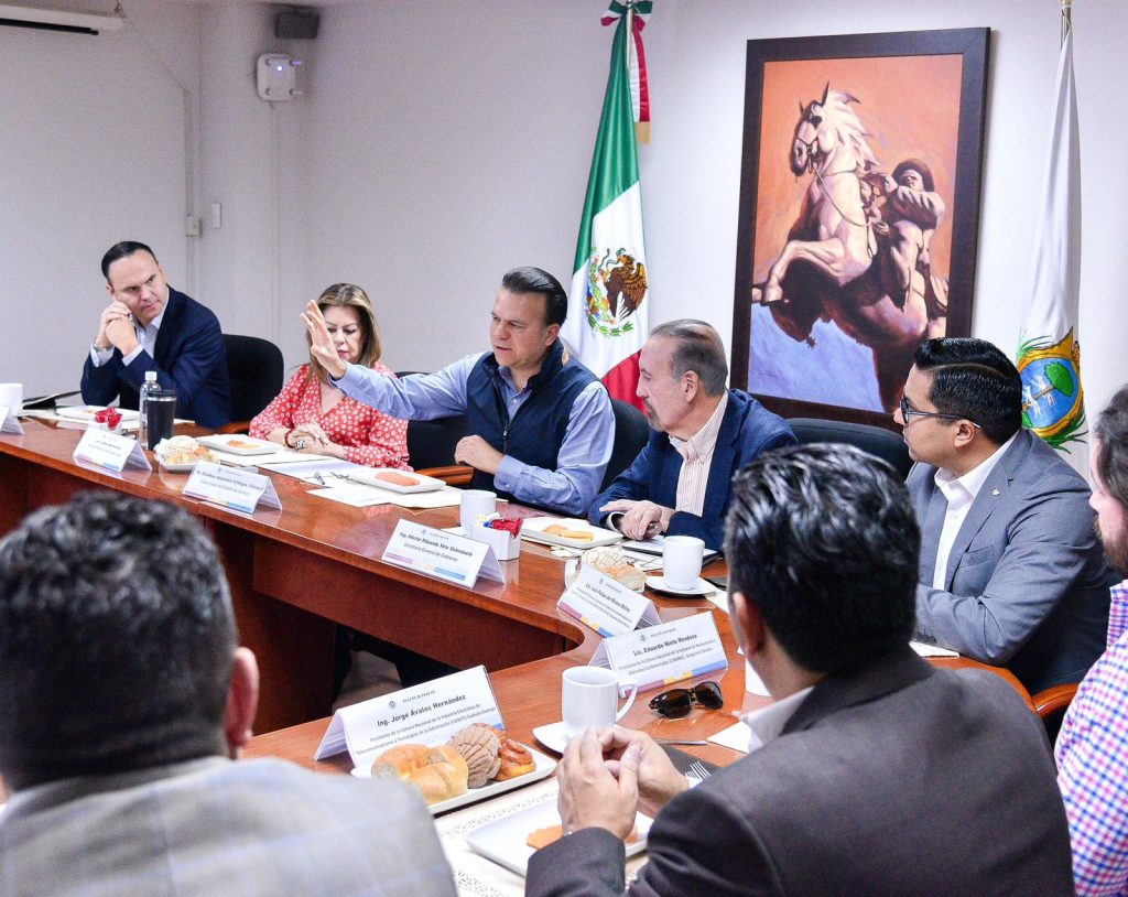 Reunión con integrantes del Consejo Coordinador Empresarial de La Laguna para fortalecer inversiones en Durango1