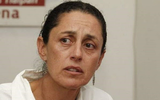 claudia llorando