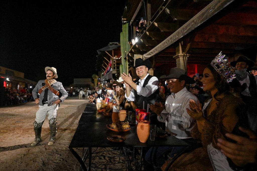 Con Western y show de drones, presentan Cartelera de FENADU 20243