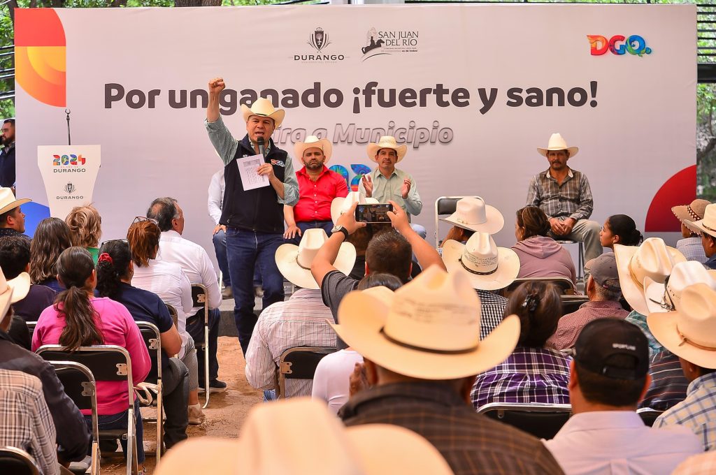 Con maíz bueno y oportuno, respalda Gobernador Esteban a productores de San Juan del Río para que hagan frente a la sequía (3)