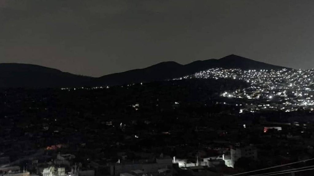 Siguen-los-apagones-declaran-alerta-en-Sistema-de-Energia-de-Mexico-por-segundo-dia