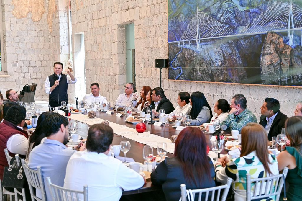 “Durango nos necesita unidos”; Gobernador Esteban y diputados locales electos se comprometen a trabajar juntos por el futuro de la entidad 4
