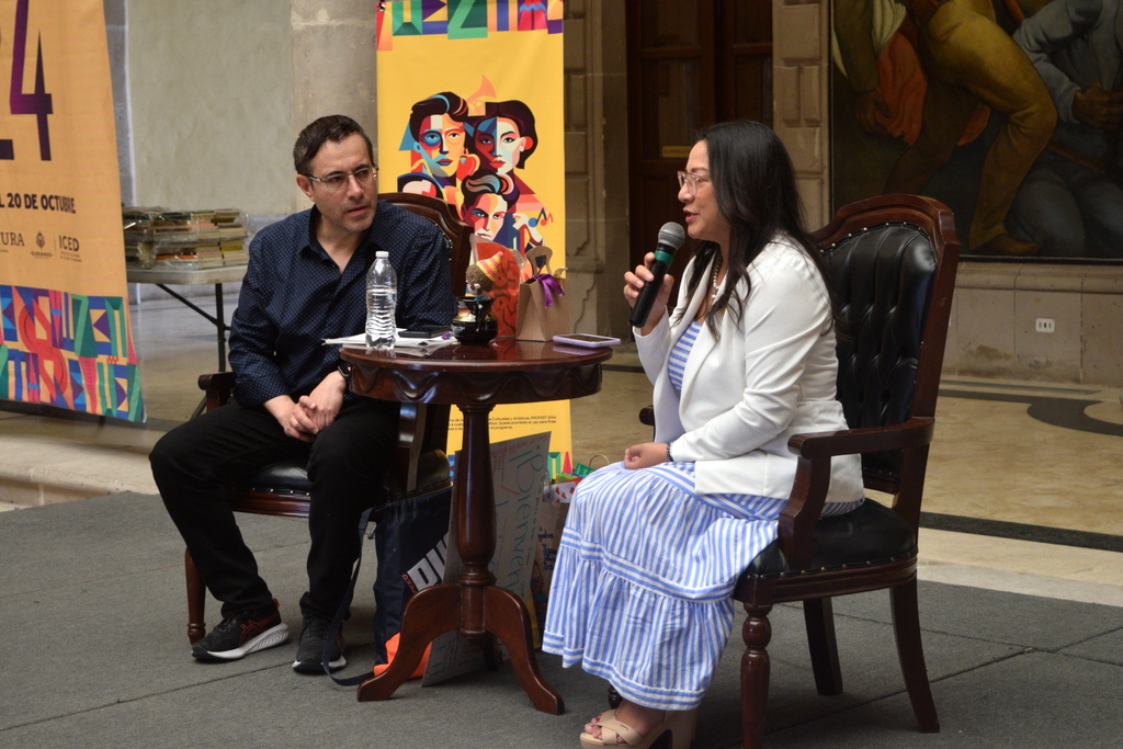 02-JAIME ALFONSO SANDOVAL IMPARTIÓ CHARLA CON PRESENCIA DE LOS MEDIADORES DE LECTURA DE DURANGO 2