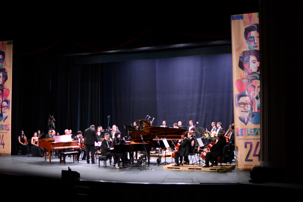 18-Concierto de Gala a tres pianos y orquesta en el Festival Revueltas 2024 1