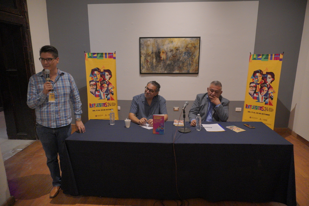 23-Luis Humberto Crosthwaite presente su más reciente libro en el Festival Revueltas 2024 3