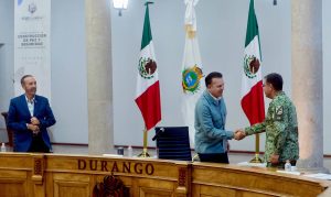 Acuerdan Durango y Sinaloa fortalecer estrategias de seguridad; gobernador Esteban se reúne con Comandante de la III Región Militar2