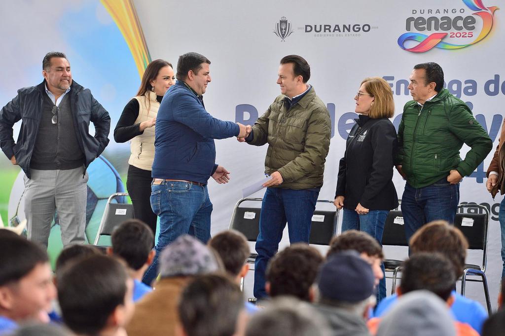 06-Transforman Esteban y Homero un espacio emblemático para el impulso del deporte y la salud; inauguran el Polideportivo Lerdo 2024 (6)
