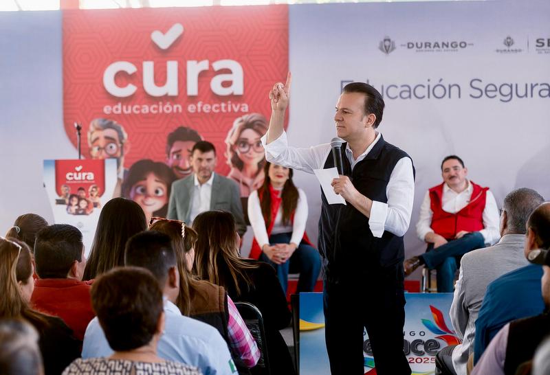 5-Con aplicaciones tecnológicas en educación como CURA, padres logran mayor cuidado y atención de sus hijos Esteban (4)