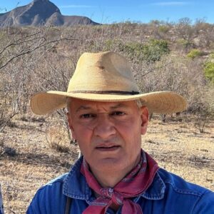 1-César Ocaña