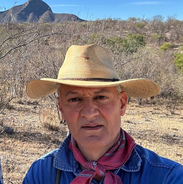 1-César Ocaña