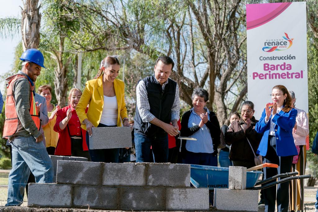 4-Cumplen Marisol y Esteban con el Centro de Rehabilitación y Educación Especial (4)