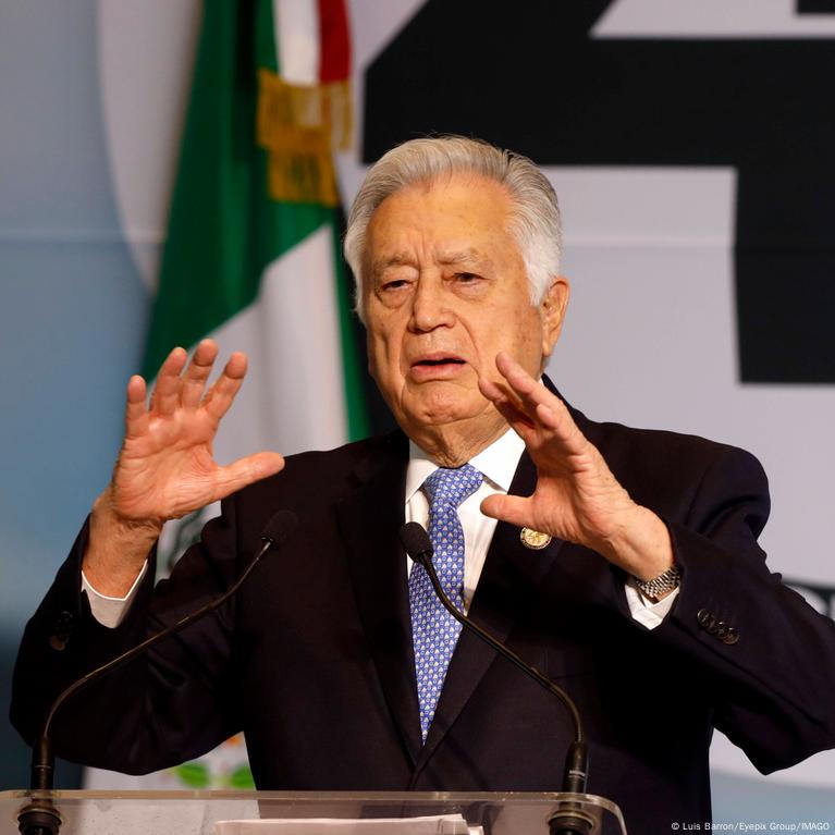Jet Van Car Rental fue beneficiada con múltiples contratos por adjudicación directa durante la gestión de Manuel Bartlett al frente de la Comisión Federal de Electricidad (CFE)