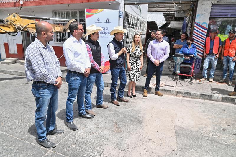 04-Inician obras de rehabilitación de banquetas en el Mercado Benito Juárez de El Salto (4)