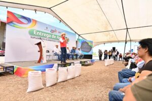 02-Con 100 toneladas de semilla, Esteban fortalece la Zona Valle de Durango y asegura una siembra productiva (4)