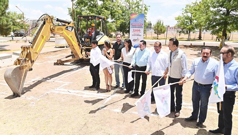 07-Esteban fortalece al Tecnológico de Durango con nueva infraestructura y atención médica (1)