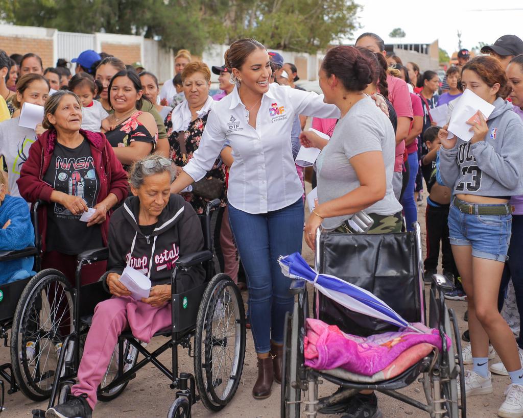 08-Con cercanía y compromiso, Marisol Rosso y el DIF Estatal recorren comunidades rurales para atender a los más vulnerables (2)