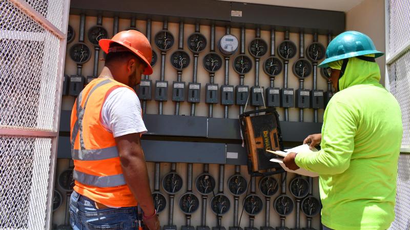 11-Avanza SECOPE en renovación eléctrica del Mercado Gómez Palacio1