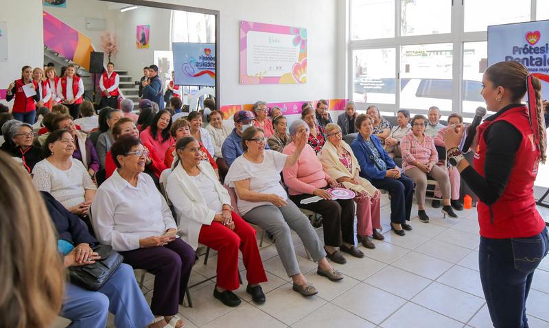 11-Con amor por quienes más lo necesitan, Marisol Rosso abre el primer Centro de Atención a Personas Adultas Mayores de DIF Estatal (4)