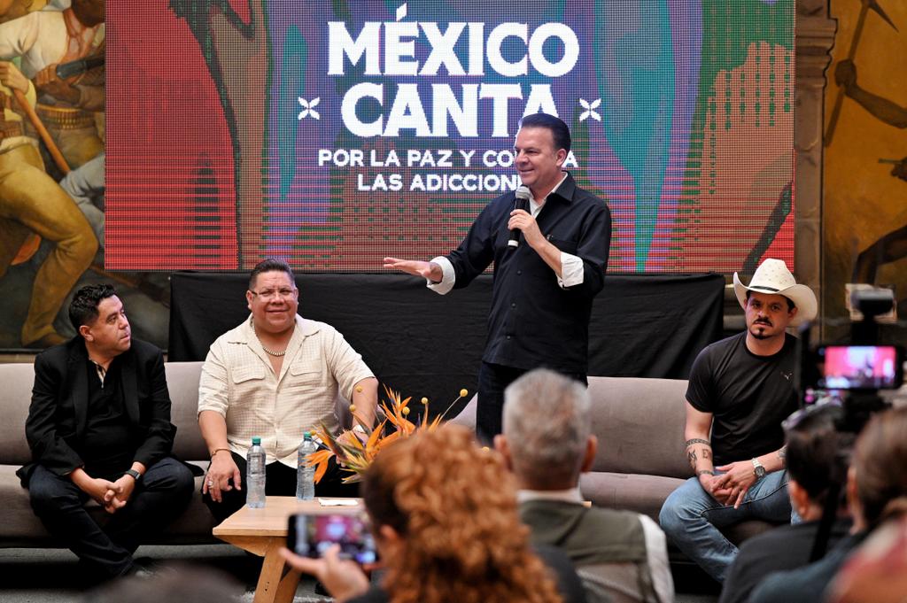 1-El gobernador Esteban convence a Grupo Firme de bajar costos para su espectacular concierto en la Feria Villista 2025 (6)