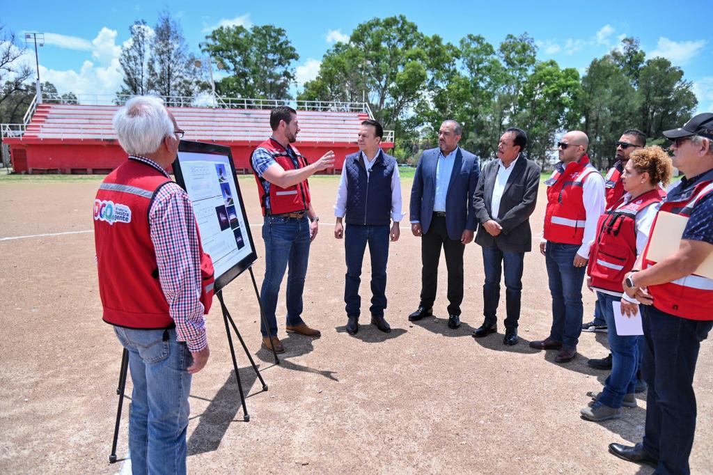 2-Inicia Esteban Villegas construcción de cancha profesional en la Prepa Diurna espacio digno y con estándares FIFA para deportistas (2)