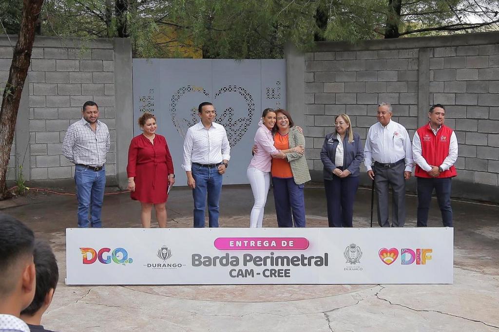 6-Entrega Marisol Rosso barda perimetral del CREE y CAM CREE; obra que brinda seguridad a usuarios y personal (1)