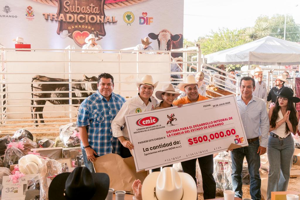 9-Durango se une por la niñez Subasta Tradicional Ganadera 2025 recauda 8.8 millones en una jornada de solidaridad (4)