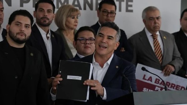 Alito denuncia a Morena y a AMLO