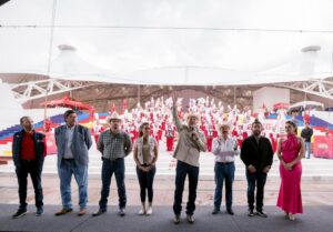 Esteban y Marisol dan arranque a “La Villista 2025” con alegría, tradición y un lleno total con Morat (11)