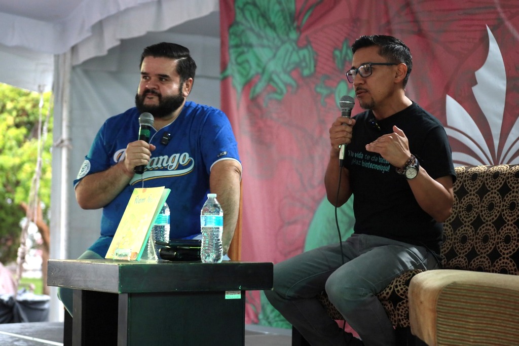 Ñam Ñam libro de Rafael Carbajal y Lucio Rodríguez se presentó en la FEDUL 1