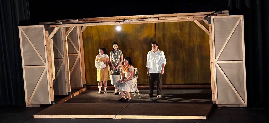 11-La compañía Cuatro Milpas celebra su 25 aniversario en el Teatro Victoria con la presentación de la obra Salvador 3