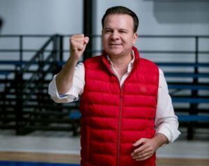 2-Con Esteban Villegas, nace un Gigante en la educación Durango avanza con uniformes, útiles y escuelas dignas (2)