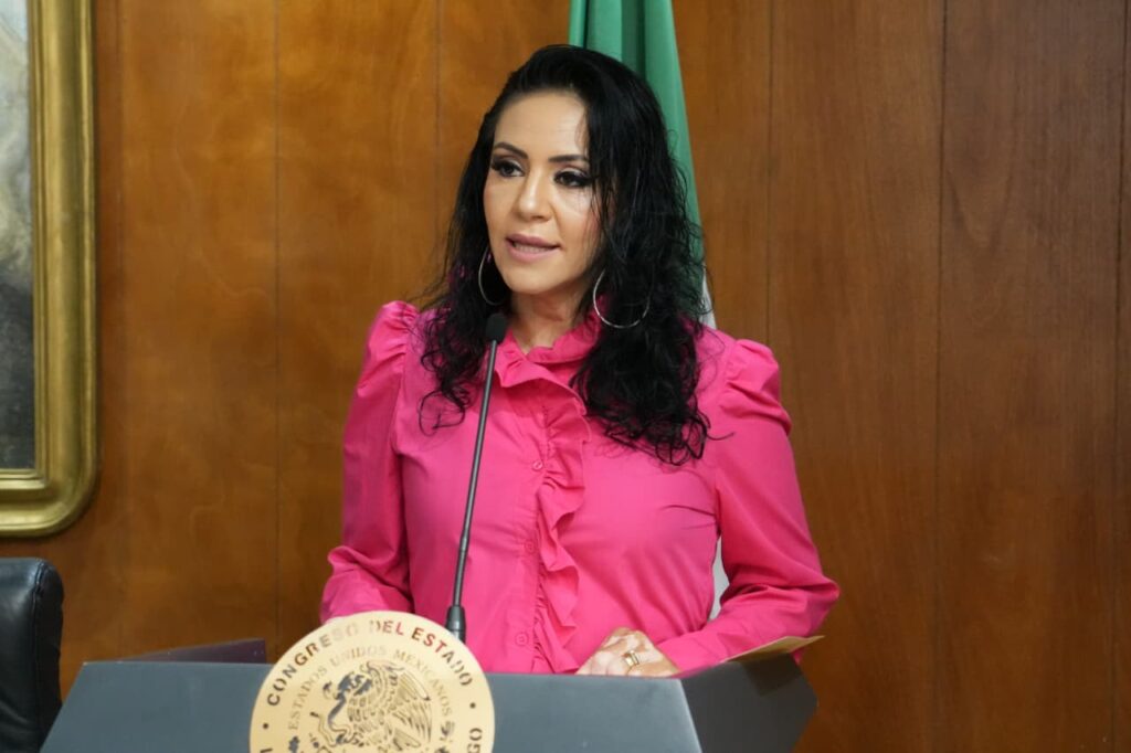 MAYRA AM