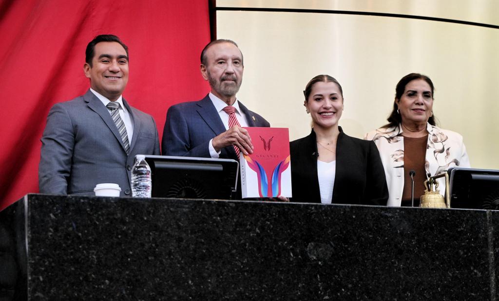 3-El Gobierno de Esteban Villegas entrega al Congreso del Estado el Informe de Resultados de su Tercer Año de Administración (1)