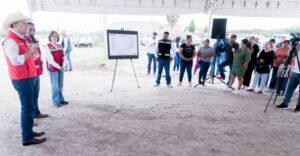 3-Vecinos de El Conejo reconocen a Esteban y Toño por cumplir compromiso con obra de drenaje (1)