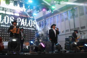 11-_Los Palos___La Waya Van_ 2