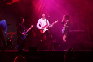 Benny Ibarra hace vibrar a Durango con su gira “Nacer una vez más” en el Festival Revueltas 2025 (1)