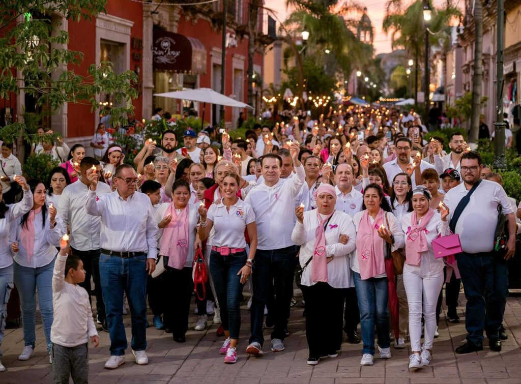 Caminata de la Esperanza reunió a más de 7 mil personas para crear conciencia sobre la detección oportuna del cáncer de mama (6)