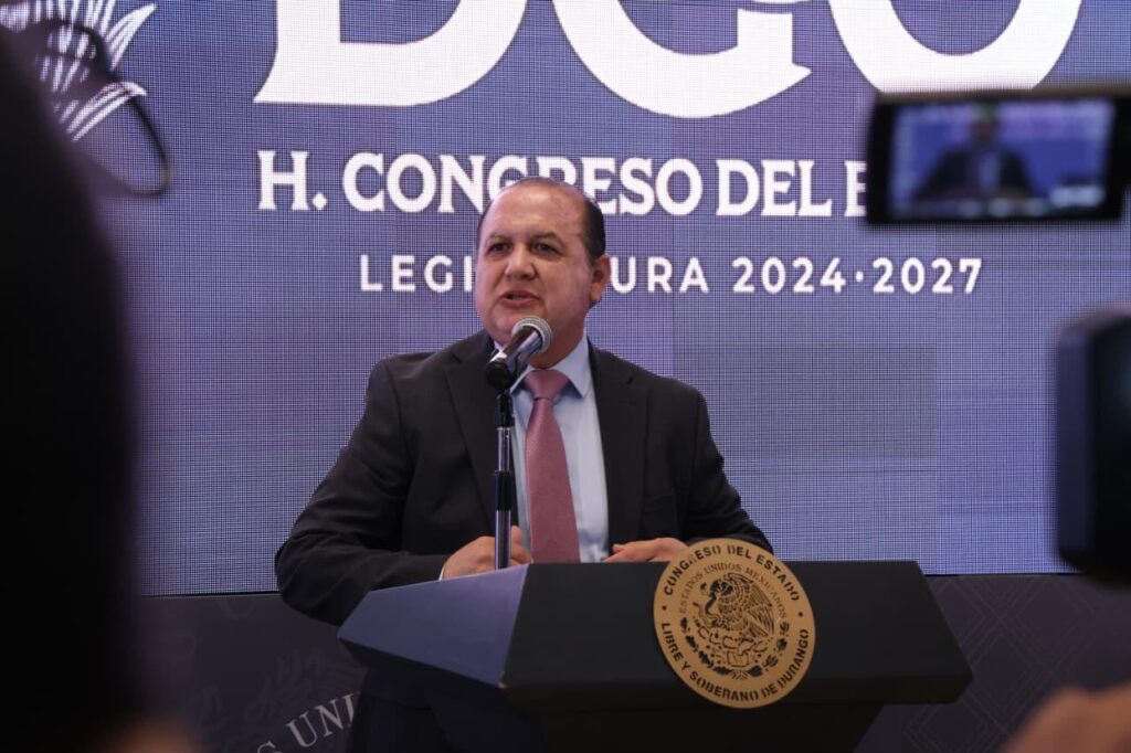ERNESTO ALANÍS (1)