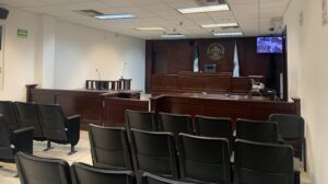 FECCED OBTIENE SENTENCIA DE 1 AÑO 4 MESES DE PRISIÓN PARA EXSERVIDORA PÚBLICA DE LA SFA POR DELITOS DE CORRUPCIÓN