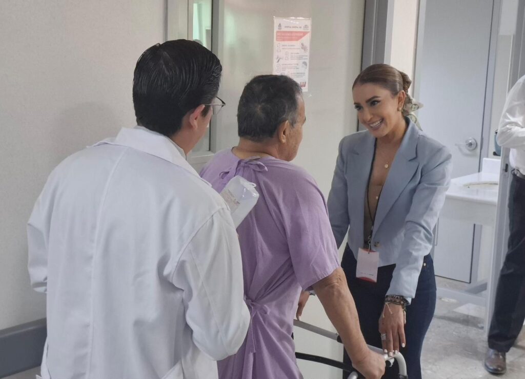 47 cirugías gratuitas de prótesis devolverán movilidad a pacientes de todo Durango Marisol Rosso reconoce al personal del médico por su labor 1